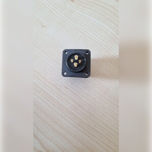  D/MS3102R16-9P (R1)